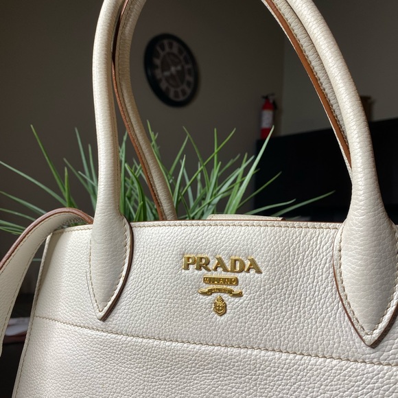 Prada two way bag - Picture 3 of 14